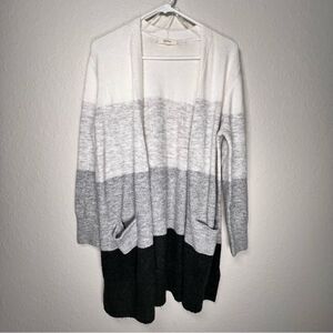 Peyton Primrose cardigan ❄️ excellent condition ❄️ large